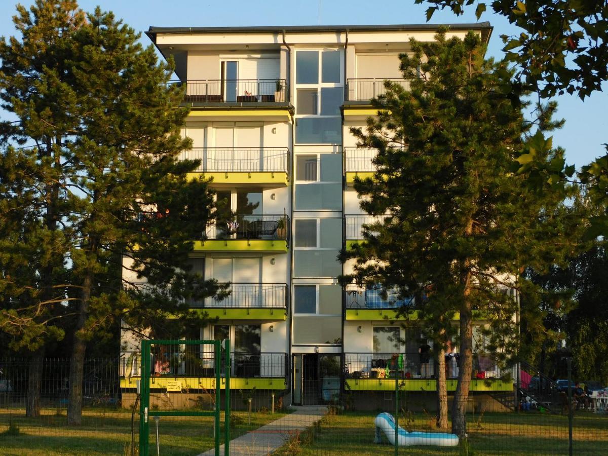 Katamaran Apartment Siófok Exterior foto